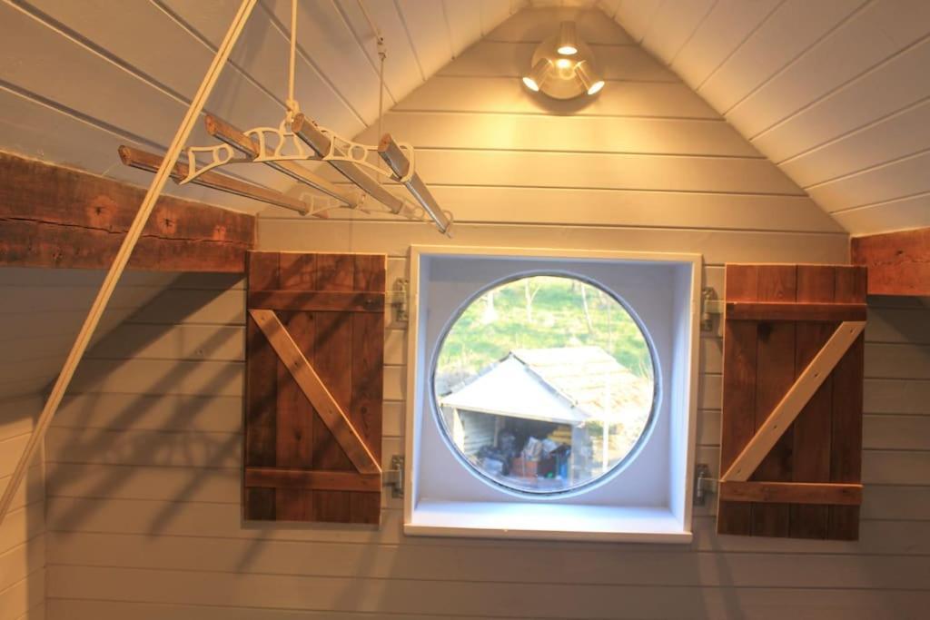 The Scullery - A Quirky Annex With Wood Fire Villa Huddersfield Luaran gambar
